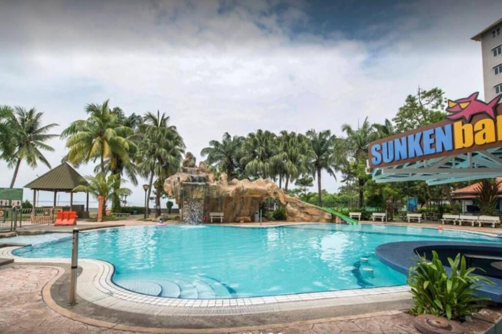 2 Bedroom Port Dickson Seaview エクステリア 写真